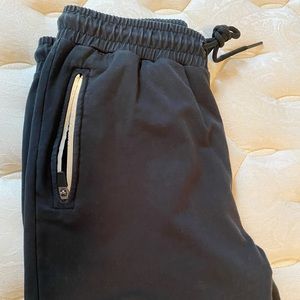 EUC barbella joggers medium